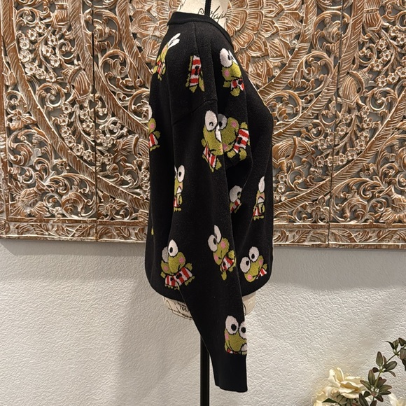 Hello Kitty & Friends + Forever 21 Keroppi Crewneck Sweater- size M - Picture 8 of 15